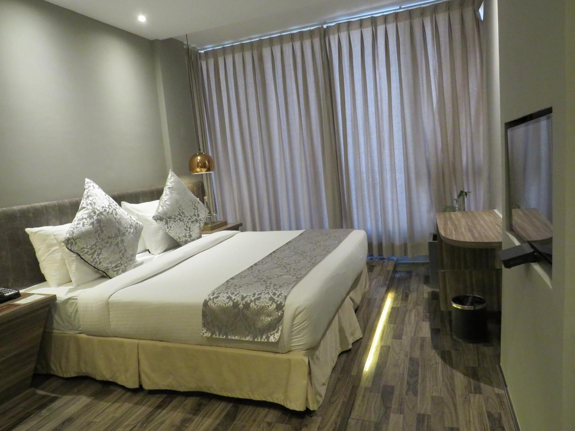 Hotel Sterling Palm Bliss - Rishīkesh Extérieur photo